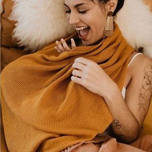 We are AMMA Honey Cocoon - nursing cover